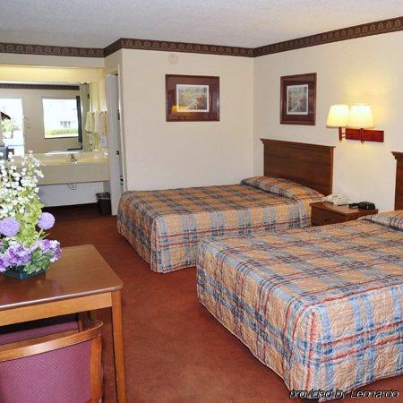 Budget Inn & Suites Hawkinsville Rum bild
